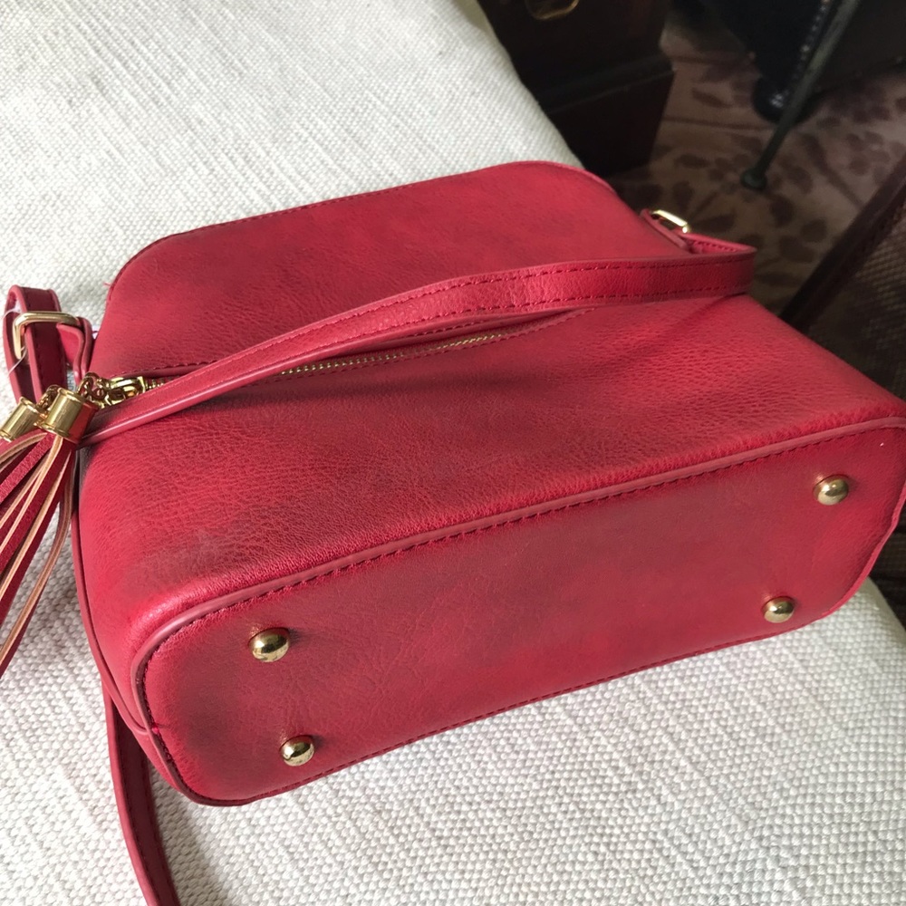 Red Purse - Picture 3 of 4